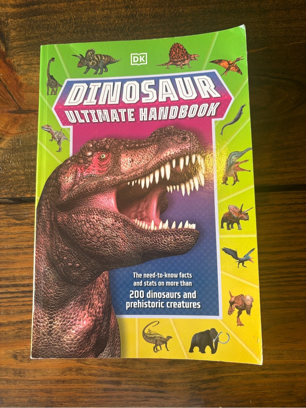 Dinosaur Ultimate Handbook